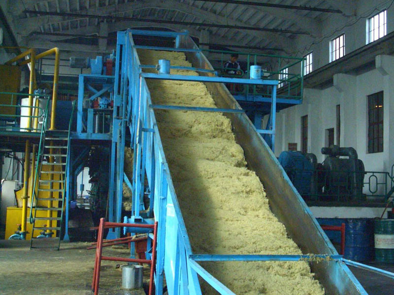 How-much-is-a-set-of-small-cane-sugar-making-equipment-How-about-cane-sugar-profit-cost-Sugarcane-Processing-White-Sugar-Brown-Sugar-Production-Line-Machine.jpg